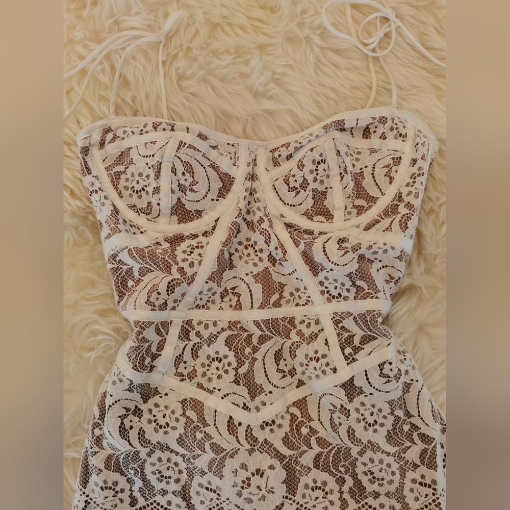 FOR LOVE & LEMONS TATI LACE CORSET DRESS 🤍 - Picture 4 of 13